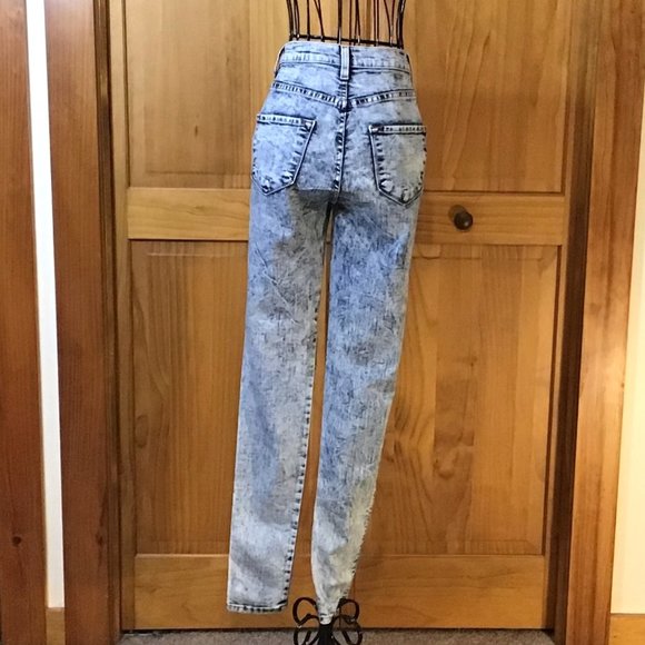 Acid Wash High Waisted Skinny Jeans - Picture 5 of 6